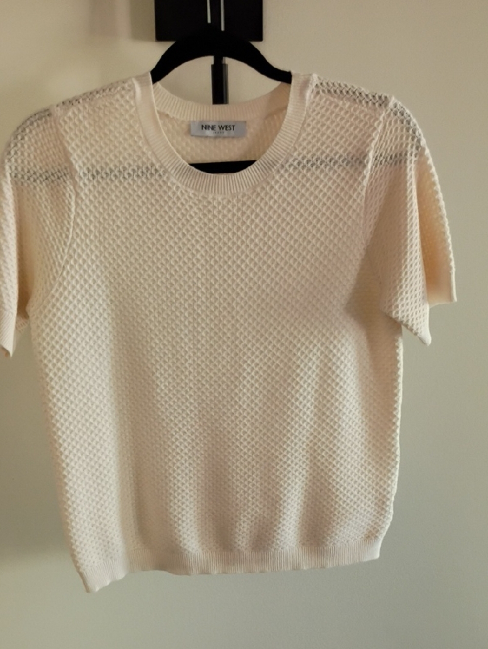 Nine West Light Cream Short-Sleeve Knit Top